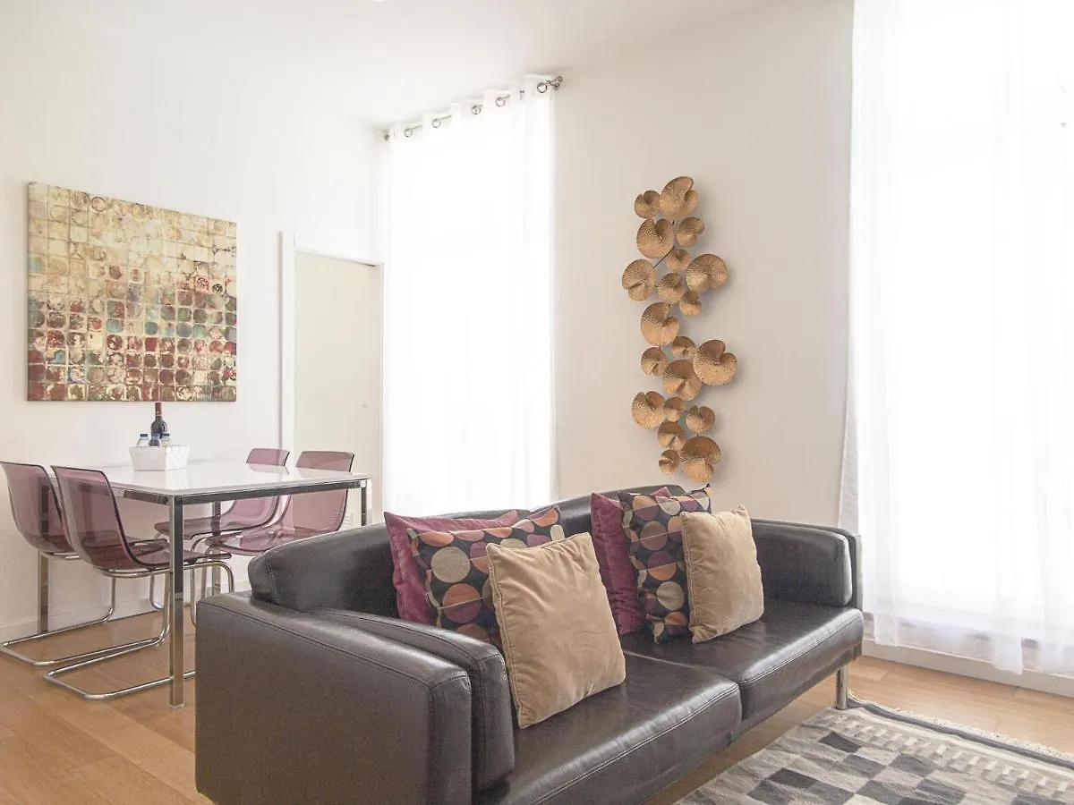 Appartamento Baixa Chiado 2 Bedroom Duplex Apt With Ac Elevator Lisbona
