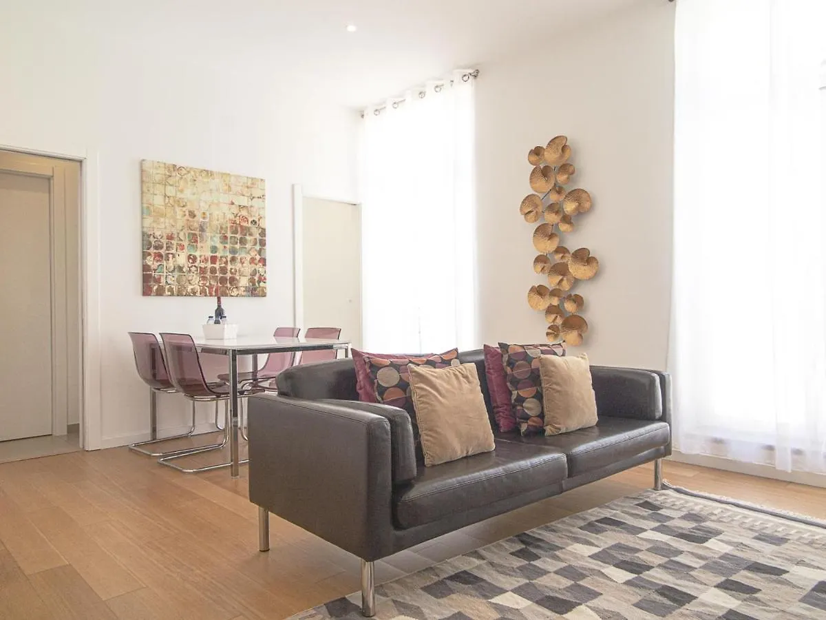 Baixa Chiado 2 Bedroom Duplex Apt With Ac Elevator Lisboa