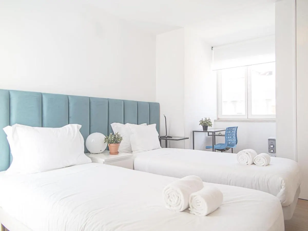 Baixa Chiado 2 Bedroom Duplex Apt With Ac Elevator Lisboa